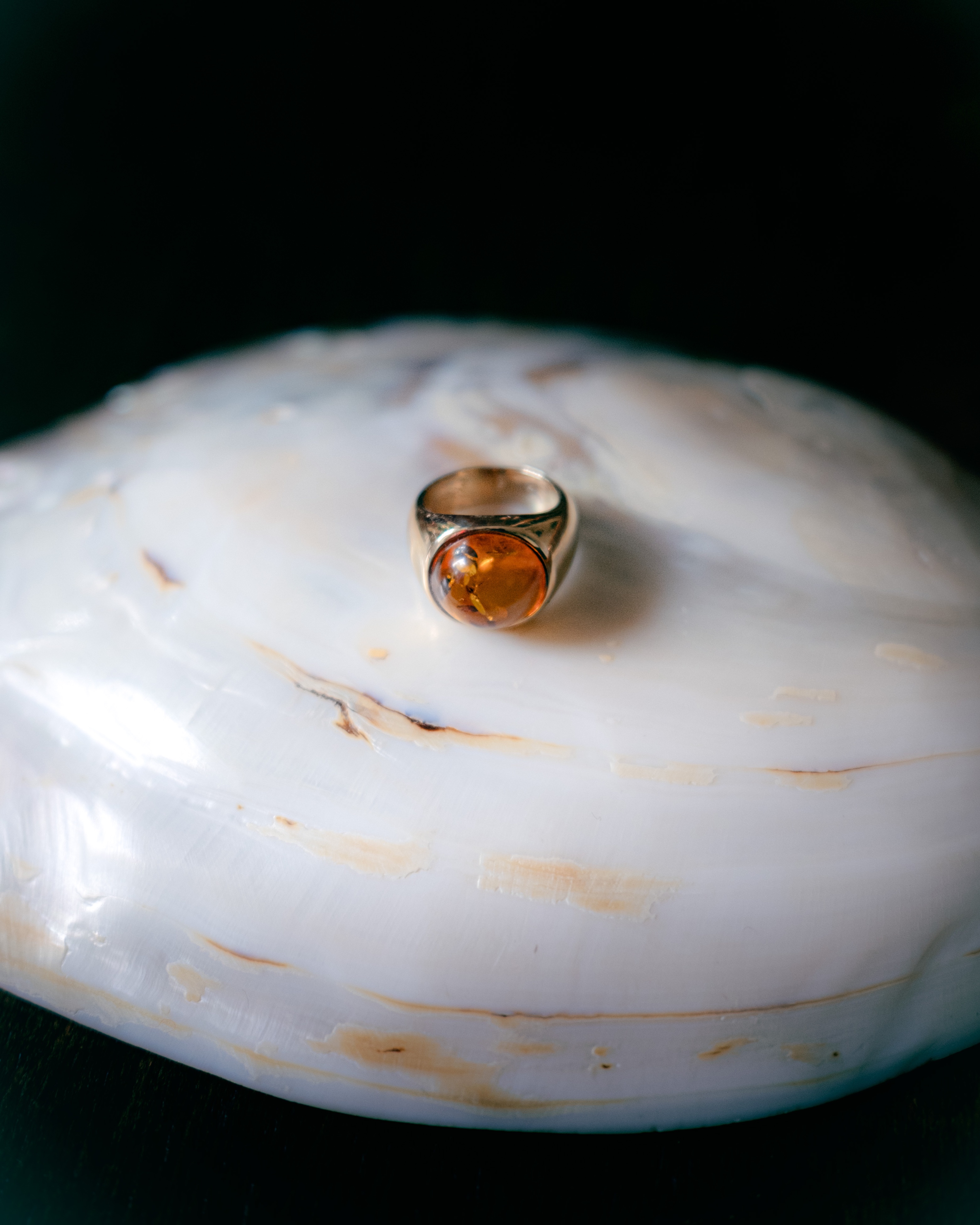Anello Bottega Agata con pietra ambrata